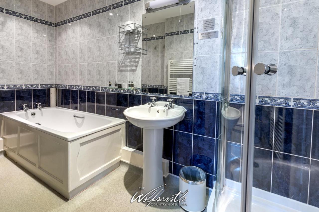 Wolfscastle Country Hotel Haverfordwest Extérieur photo